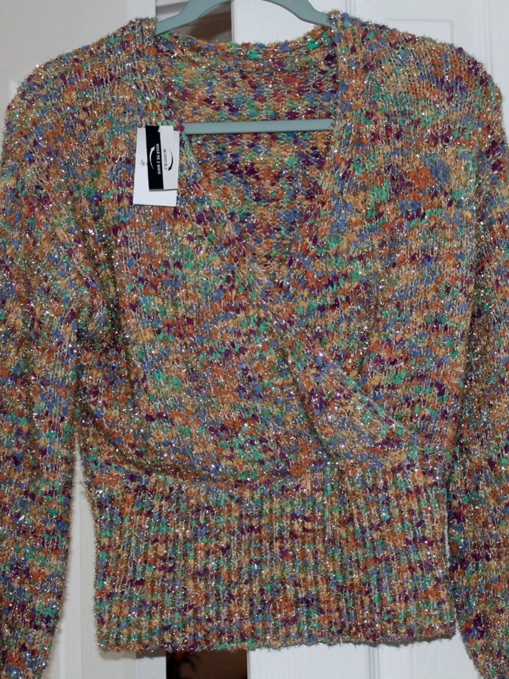 Share NWT Willow - Root Color Pop Gold Metallic Festive Sweater, Sz Small